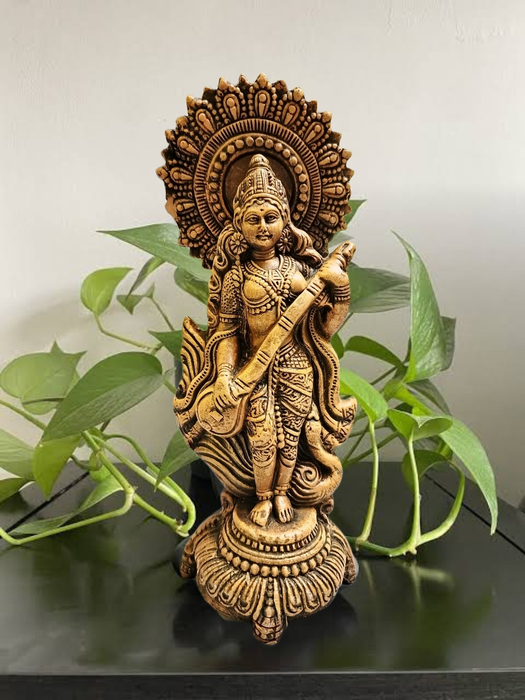 Classic Saraswati Idol